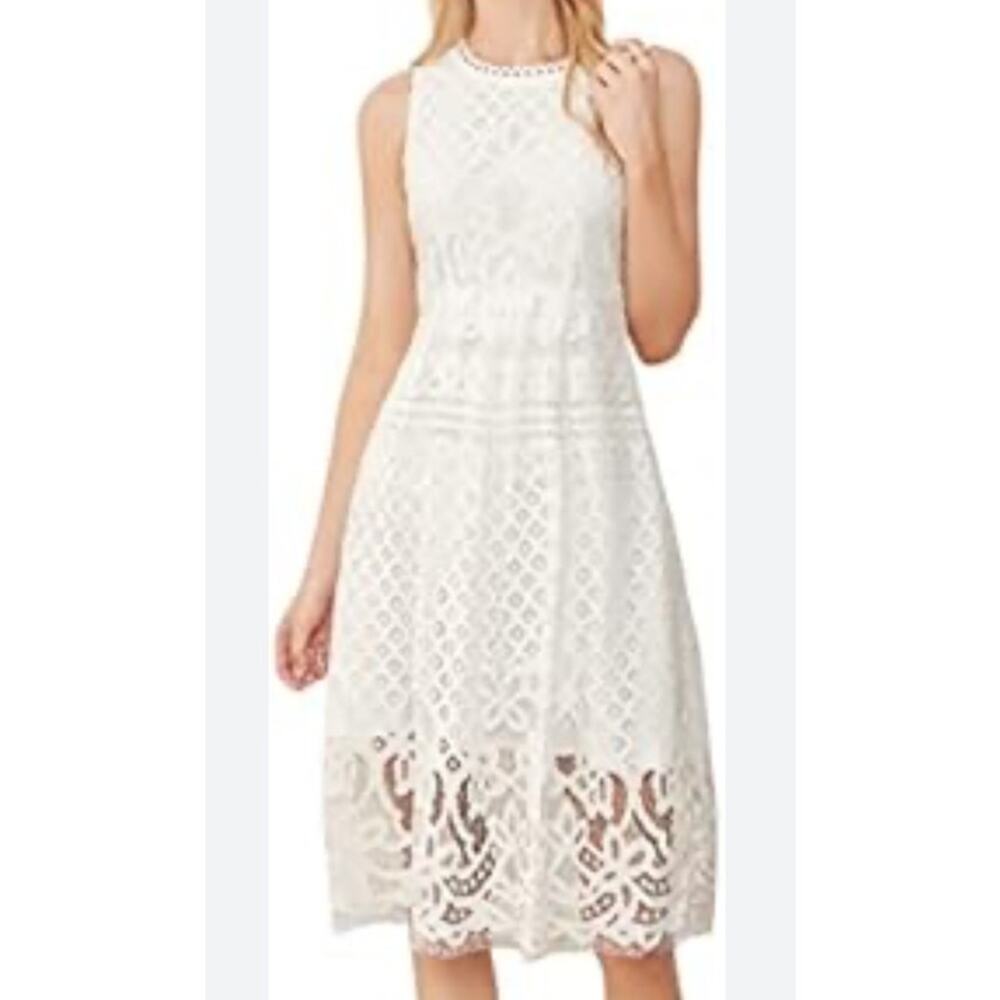 Veiisar sleeveless round neck scalloped White lace dress NWT med crochet wedding